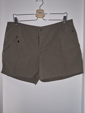 The North Face Women's Olive/Tan Outdoor Shorts